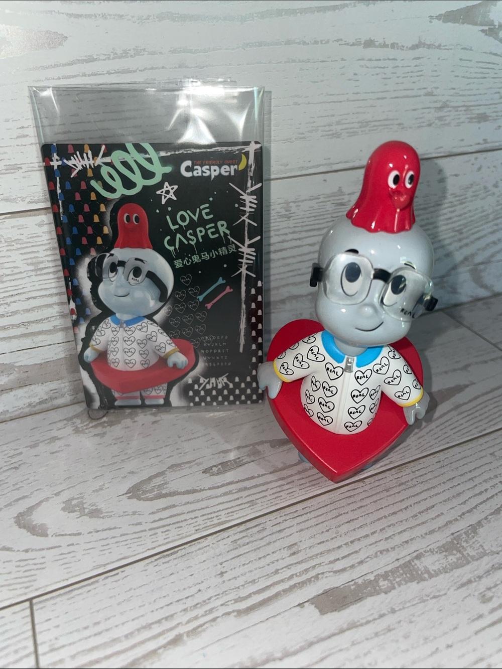 AUTHENTIC Pop Mart - Casper The Friendly Ghost - Love Casper
